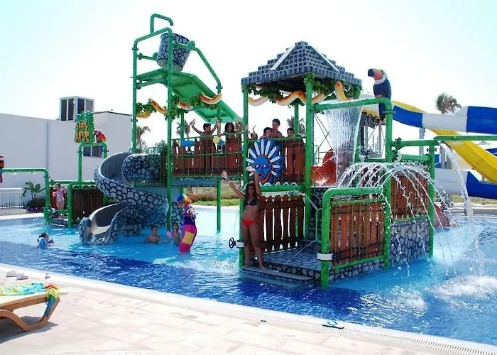 Maxima Paradise 3* اوزديره