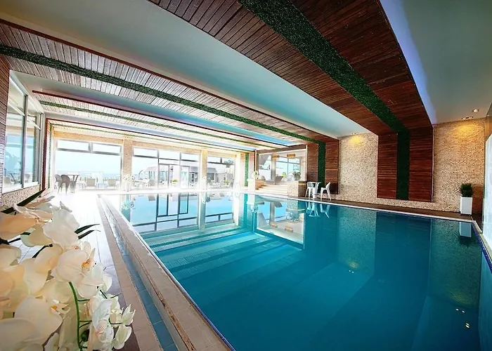 Maxima Paradise 3* اوزديره