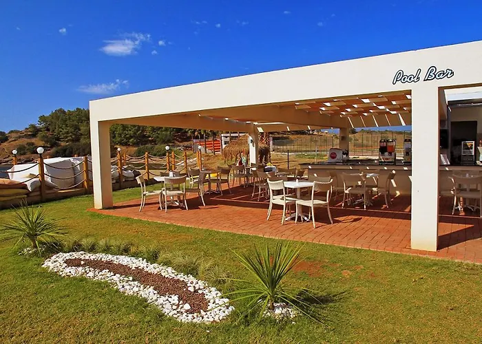 Maxima Paradise 3* اوزديره