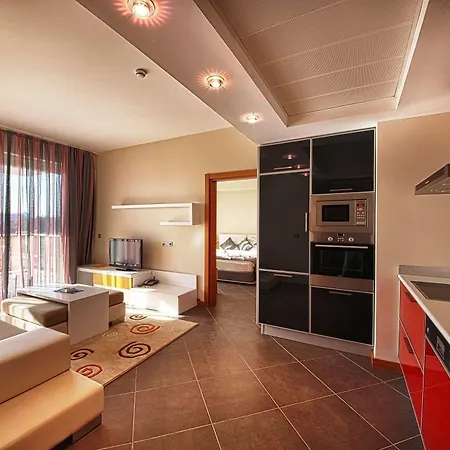 Θέρετρο Maxima Paradise