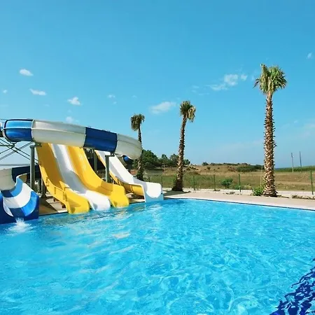 Maxima Paradise Hotel